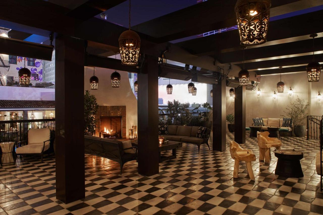 Hotel Figueroa, Unbound Collection By Hyatt Los Angeles Bagian luar foto The interior of the hotel